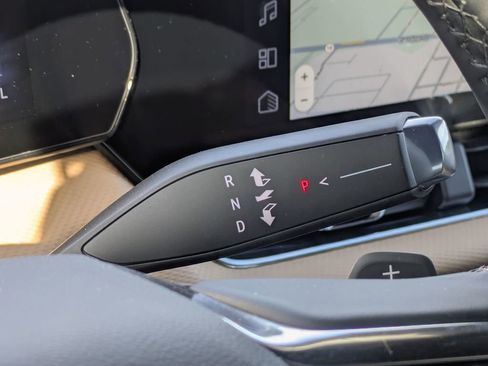 New 2026 Chevrolet Equinox ACTIV w/ Convenience Package III image 25