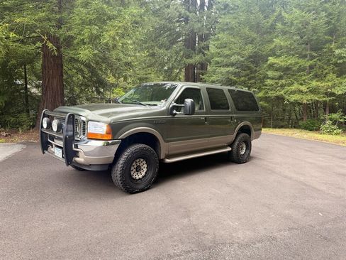 Used 2000 Ford Excursion Limited AWD/4WD image 1