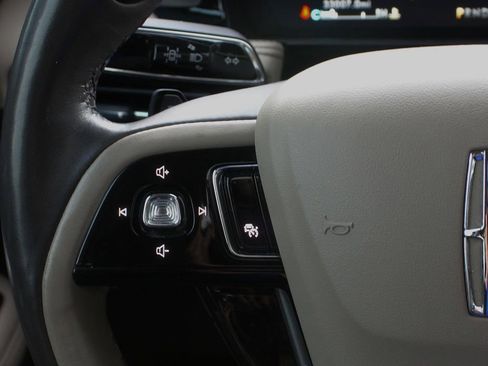 Used 2021 Lincoln Corsair Reserve w/ Equipment Group 201A image 23