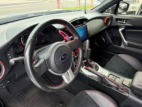Used 2016 Subaru BRZ Limited w/ Popular Package #4 RWD image 10