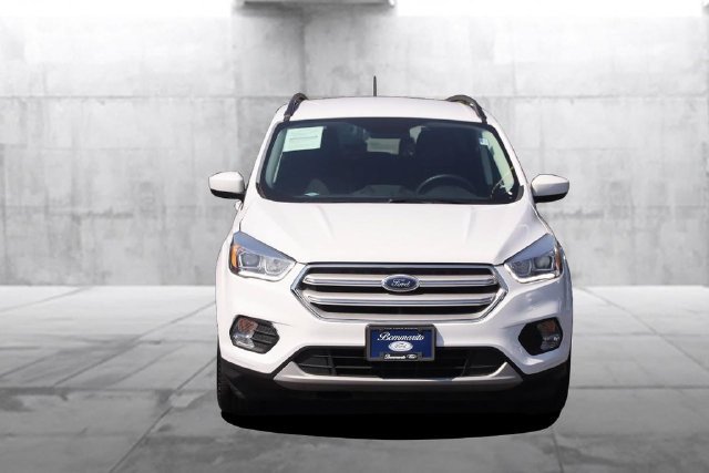 Used 2018 Ford Escape SEL FWD image 4