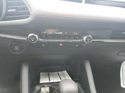 New 2025 MAZDA MAZDA3 Carbon image 41