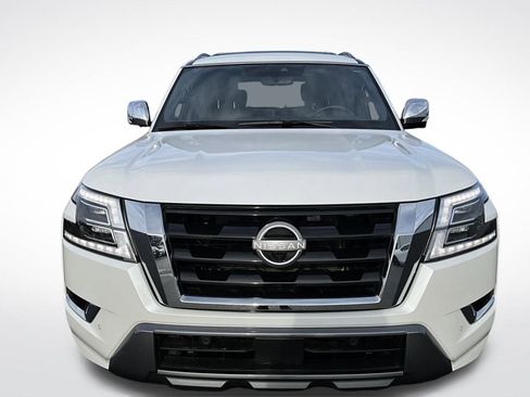 Used 2024 Nissan Armada Platinum w/ Captain's Chairs Package image 12