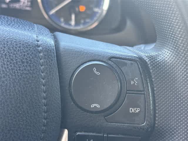 Used 2017 Toyota Corolla LE FWD image 23