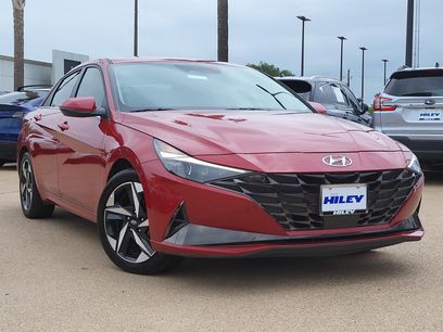 Used 2023 Hyundai Elantra Limited