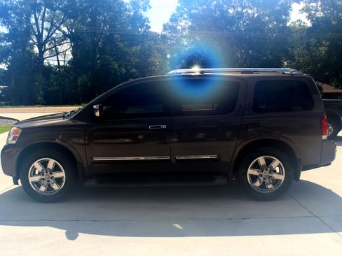 Used 2014 Nissan Armada Platinum image 19
