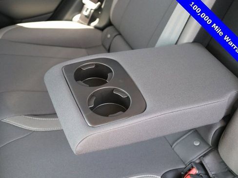 Used 2025 Subaru Crosstrek 2.0i Premium image 14