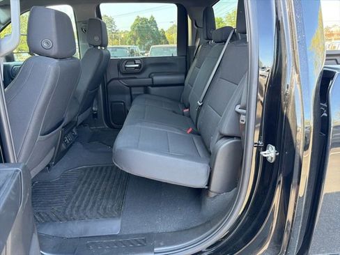 Used 2025 Chevrolet Silverado 2500 Custom w/ Custom Value Package image 15