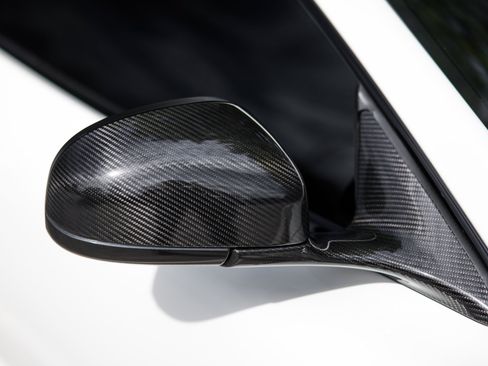 Used 2016 Aston Martin DB9 GT RWD image 17
