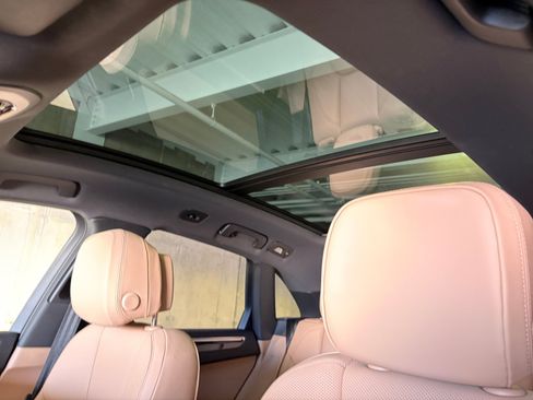 Certified 2026 Porsche Macan AWD/4WD image 41