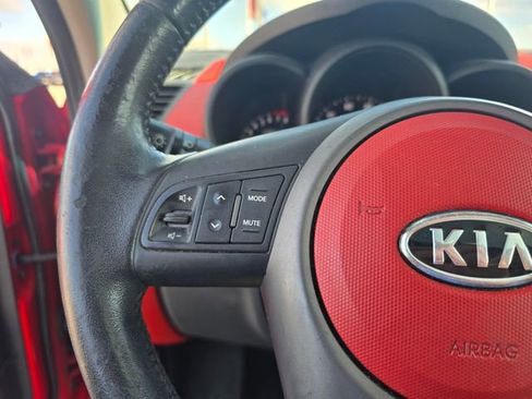 Used 2010 Kia Soul Sport FWD image 24