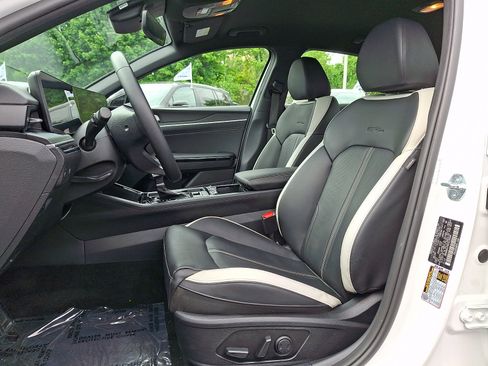 Certified 2025 Kia K5 GT-Line FWD image 12