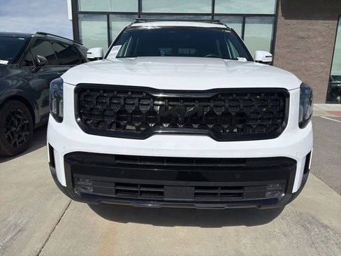 Certified 2025 Kia Telluride SX Prestige X-Line AWD/4WD image 8