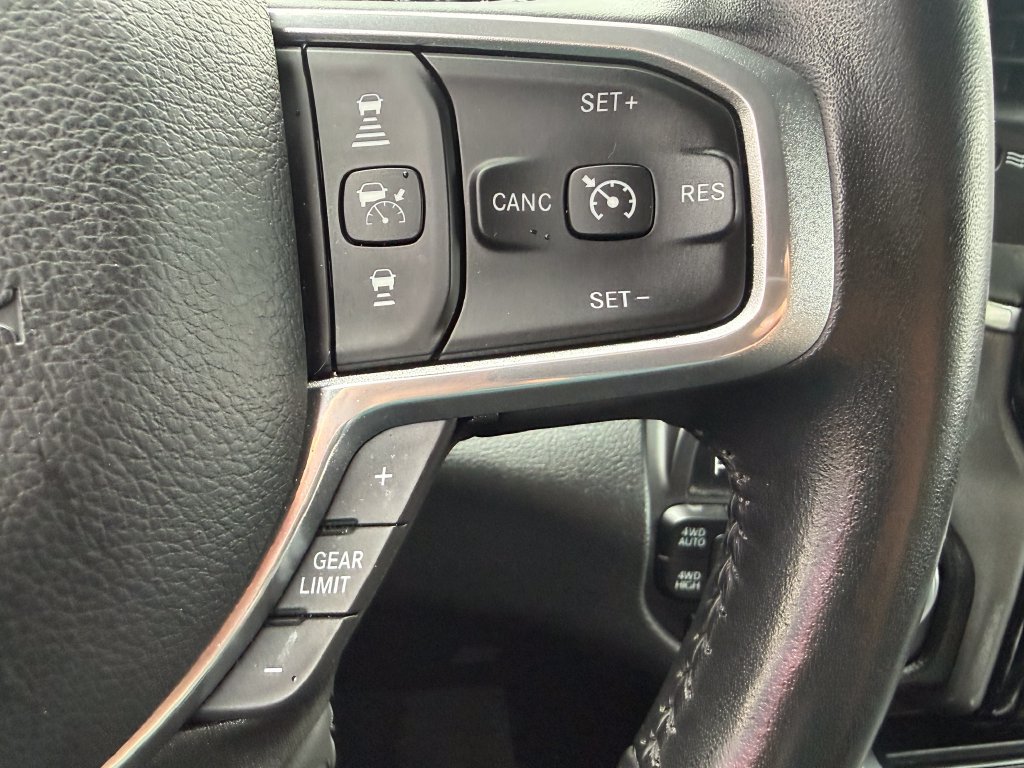 Used 2023 RAM 1500 Laramie AWD/4WD image 29