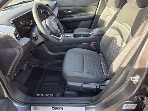 New 2026 Nissan Kicks SV FWD image 10
