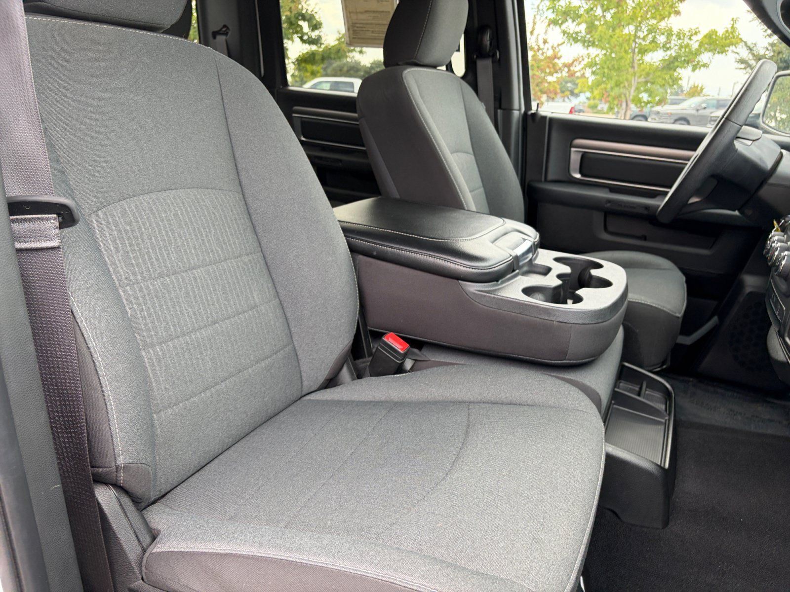 Used 2024 RAM 1500 Warlock AWD/4WD image 31