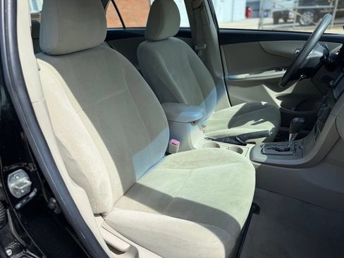Used 2012 Toyota Corolla LE FWD image 25