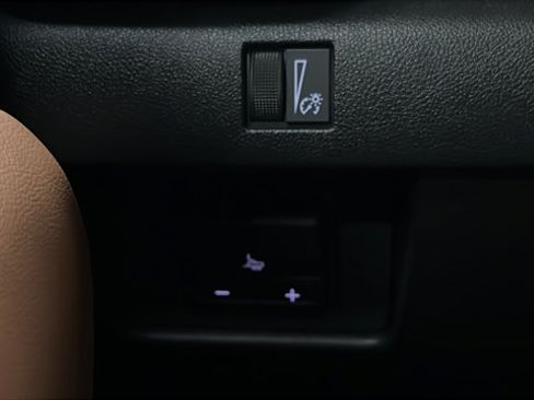 Used 2026 GMC Canyon AT4 w/ AT4 Premium Package AWD/4WD image 29