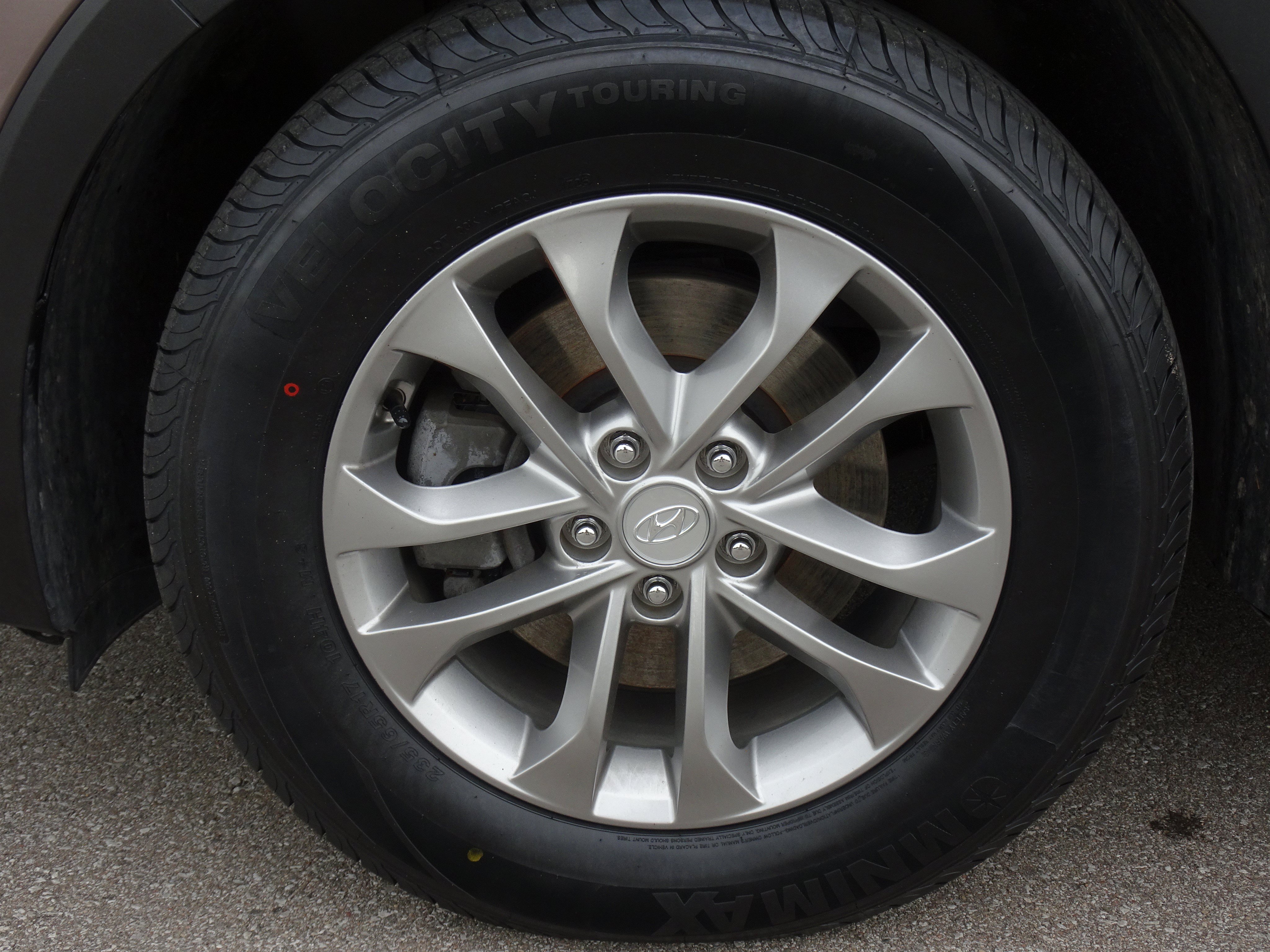 Used 2019 Hyundai Santa Fe SEL FWD image 27