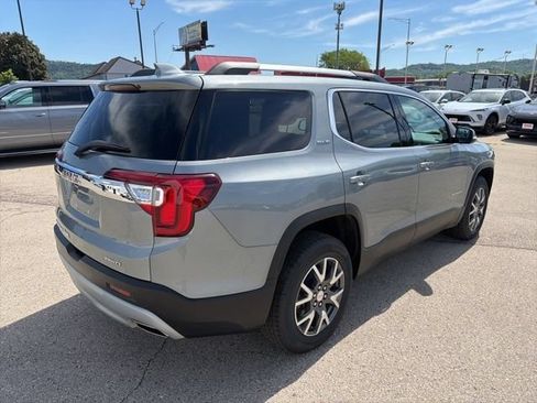 Used 2023 GMC Acadia SLE w/ Driver Convenience Package AWD/4WD image 10