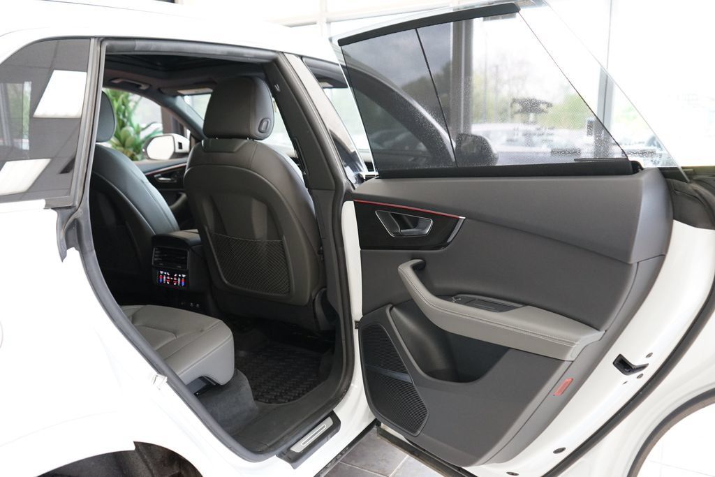 Used 2023 Audi Q8 Premium Plus AWD/4WD image 61