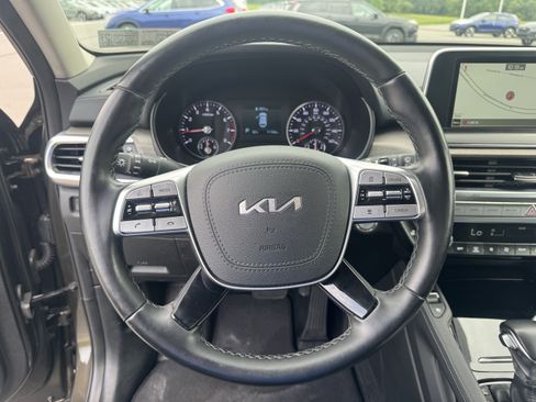 Used 2022 Kia Telluride EX w/ EX Premium Package AWD/4WD image 18