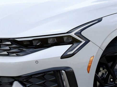 New 2026 Kia K5 GT-Line image 10
