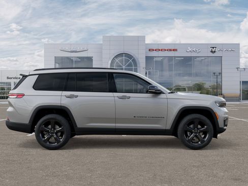 New 2025 Jeep Grand Cherokee L Limited w/ Black Appearance Package RWD image 21