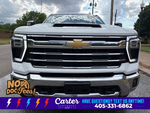 Used 2024 Chevrolet Silverado 2500 LTZ AWD/4WD image 44