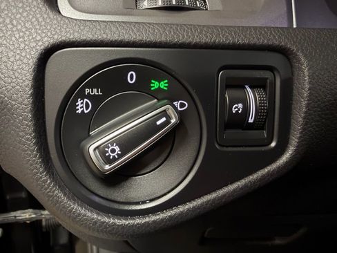 Used 2017 Volkswagen Golf Alltrack S image 14