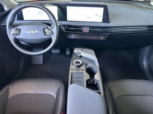 Used 2024 Kia EV6 Light RWD image 10