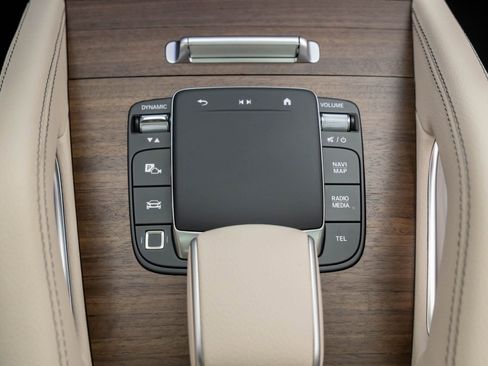 New 2026 Mercedes-Benz GLS 450 4MATIC image 27