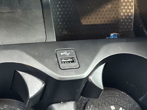 Used 2021 BMW X5 xDrive40i w/ Executive Package image 34