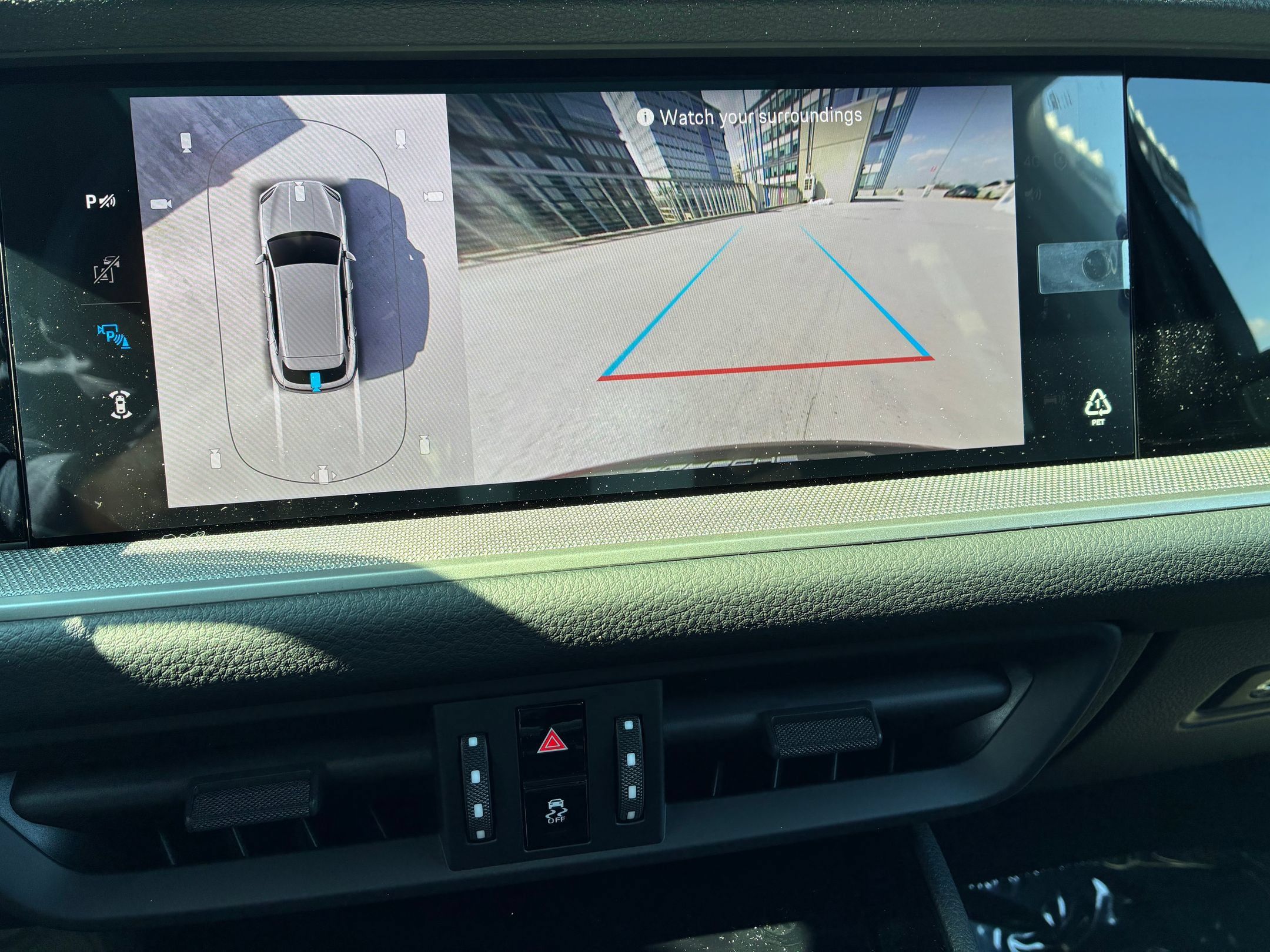 Certified 2026 Porsche Cayenne AWD/4WD image 32