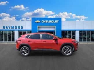 New 2026 Chevrolet Trax LT w/ LT Convenience Package FWD video 2