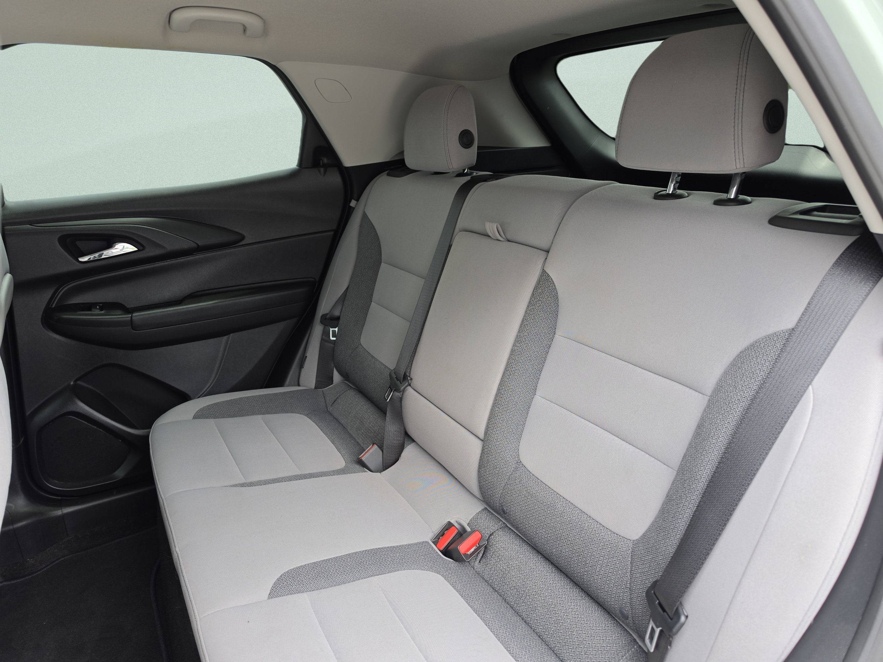 Used 2025 Chevrolet TrailBlazer LT w/ Convenience Package FWD image 23