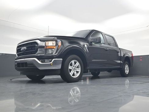 Used 2023 Ford F150 XLT image 5