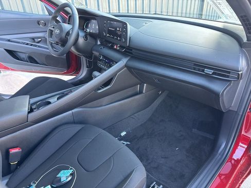 New 2026 Hyundai Elantra SEL Sport image 15