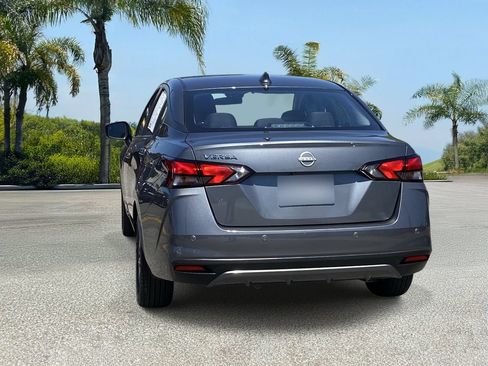 Certified 2025 Nissan Versa SV w/ Trunk Package FWD image 4