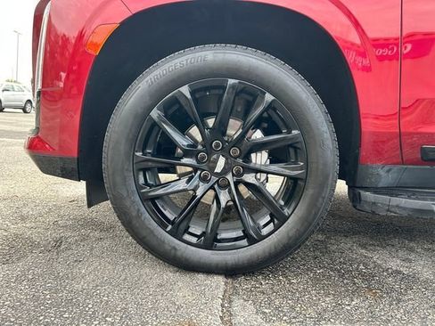 Used 2023 Cadillac Escalade Sport Platinum w/ LPO, ONYX Package image 10