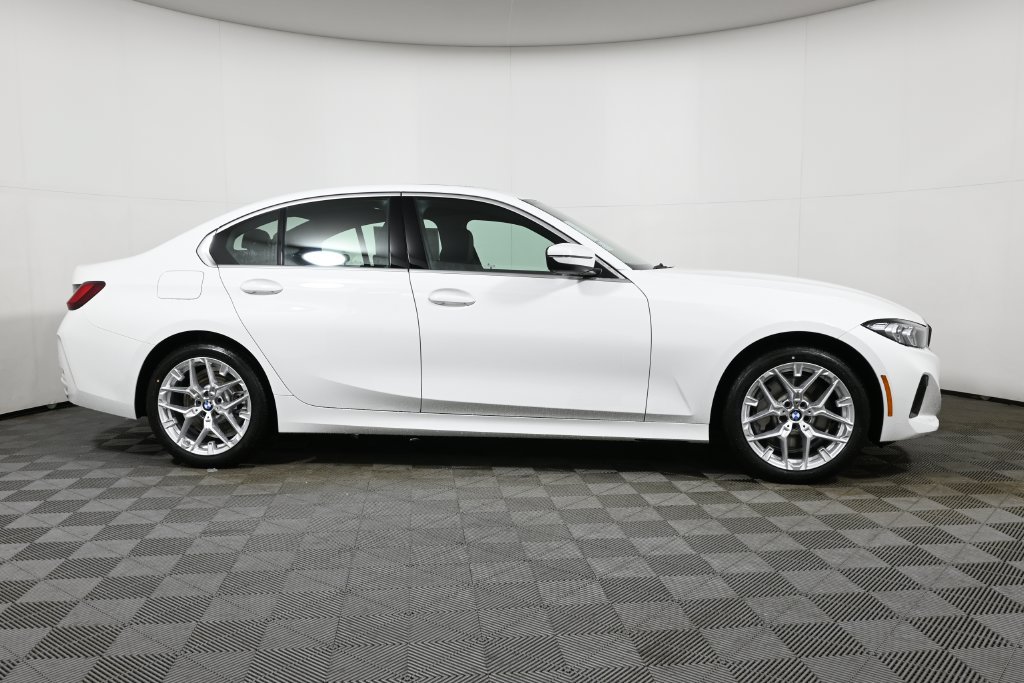 Used 2026 BMW 330i xDrive Sedan w/ Premium Package AWD/4WD image 8