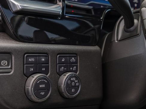 Certified 2022 Chevrolet Silverado 1500 RST image 23