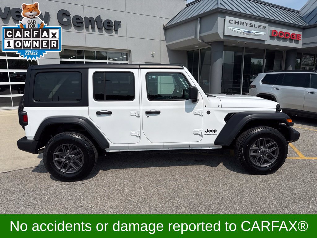 Used 2024 Jeep Wrangler Unlimited Sport AWD/4WD image 4