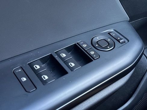 Used 2025 Kia K4 FWD image 26