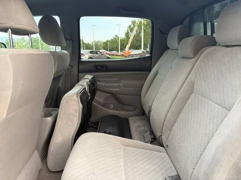 Used 2009 Toyota Tacoma 4x4 Double Cab w/ SR5 Pkg #2 image 17