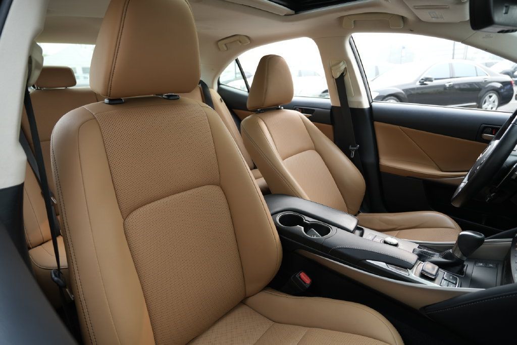 Used 2018 Lexus IS 300 AWD w/ Comfort Package image 25