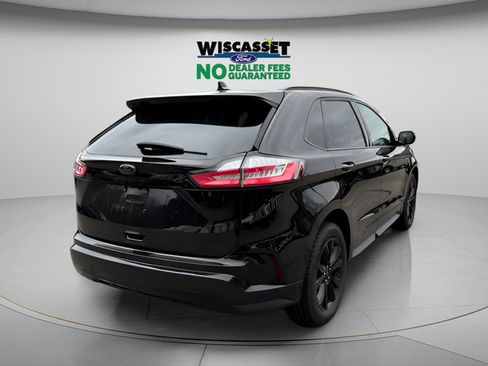 Certified 2022 Ford Edge SE w/ Black Appearance Package AWD/4WD image 23