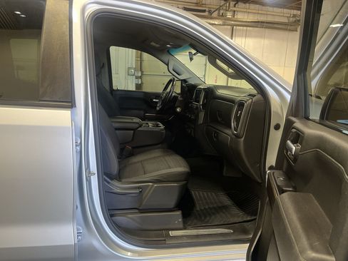 Used 2021 Chevrolet Silverado 1500 LT w/ Fleet Comfort Package AWD/4WD image 26