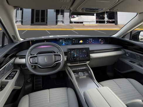 New 2026 Lincoln Nautilus Reserve image 9