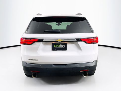 Used 2023 Chevrolet Traverse LT image 7
